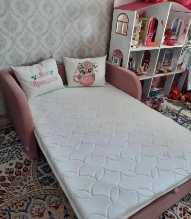 Выкатной диван Малыш Карамель 1100 мм + 2 подушки с принтом